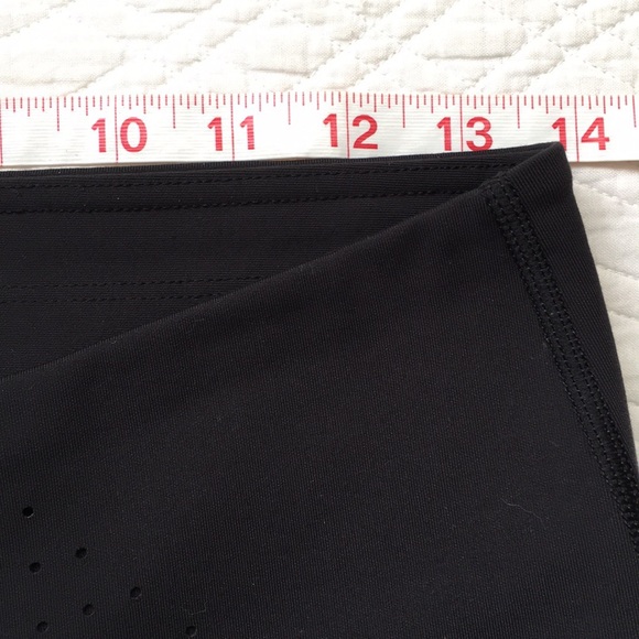 Athleta Trucool Sculptek Stealth Crop Leggings Animal Print M - Picture 11 of 15